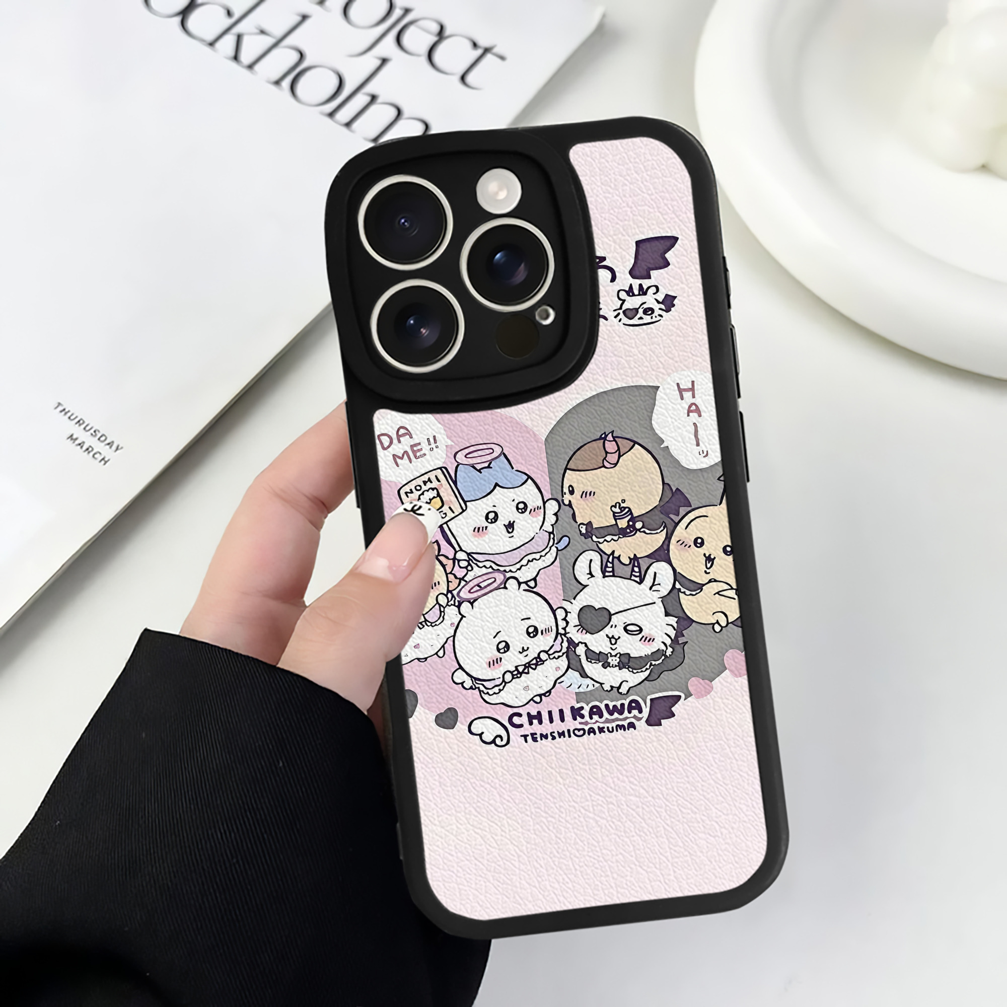 （画像用） ちいかわ Chii-kawa 【iPhone 16シリーズ対応】シリコンスマホケース（レザー調） 材質：シリコン
